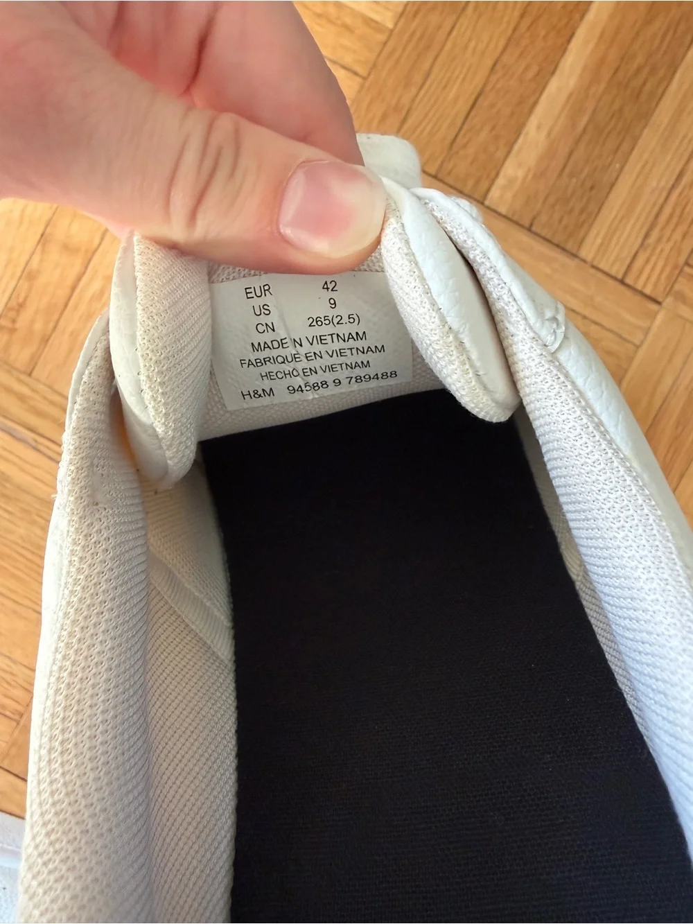 H&M White Men's Low-Top Lace-Up Sneakers size 9